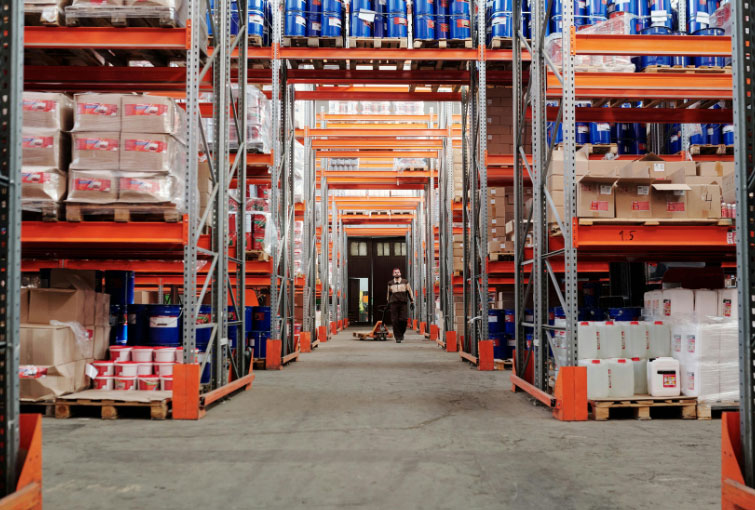 Wholesale warehouse